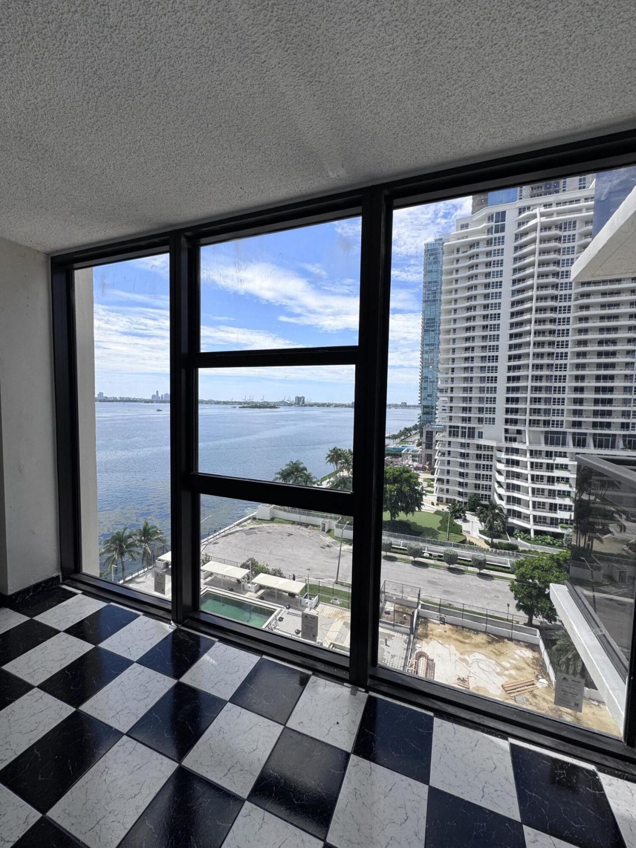 600 NE 36th Street, Unit 1112, Miami, FL 33137 Photo
