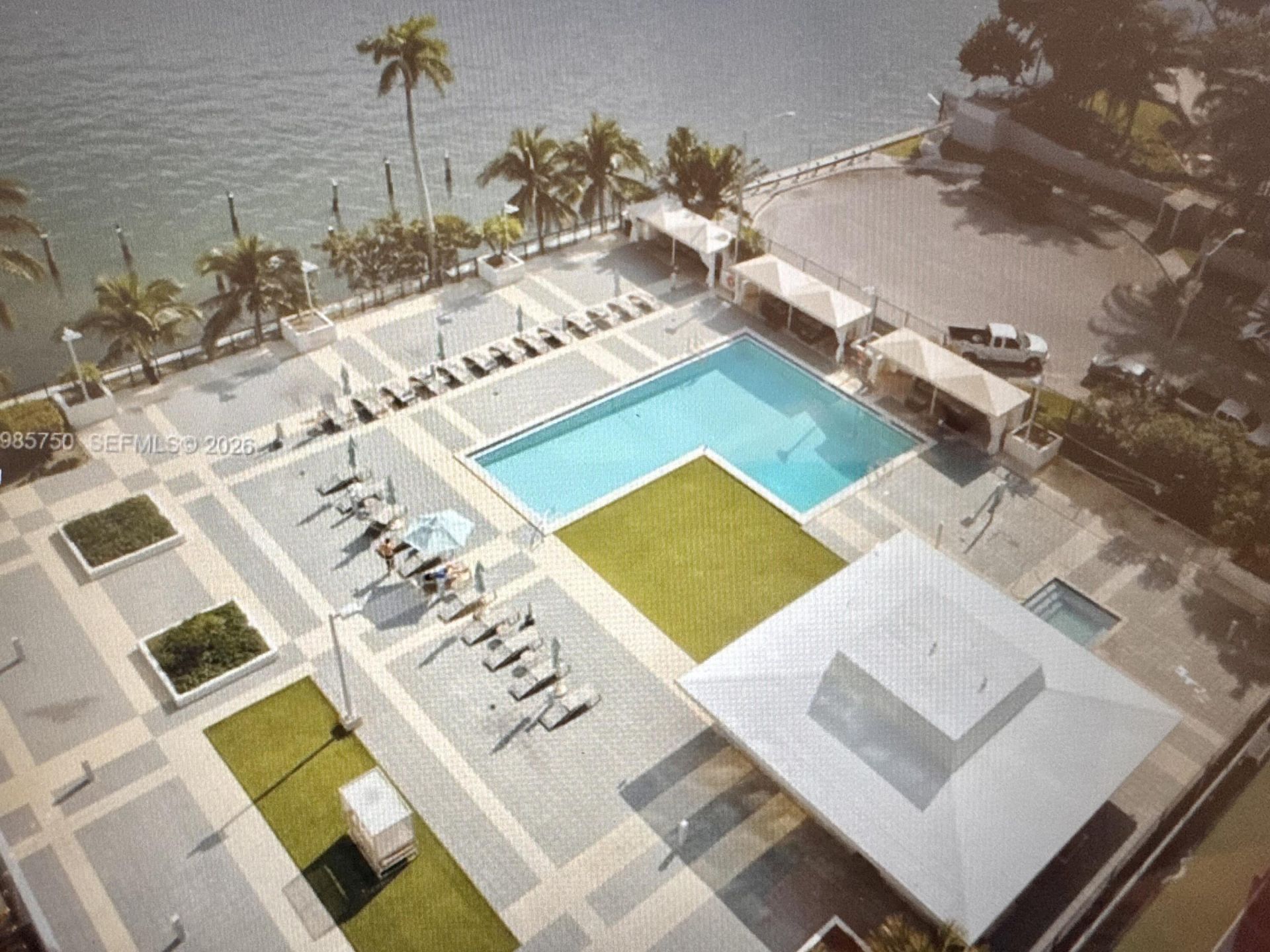 600 NE 36th Street, Unit 1112, Miami, FL 33137 Photo