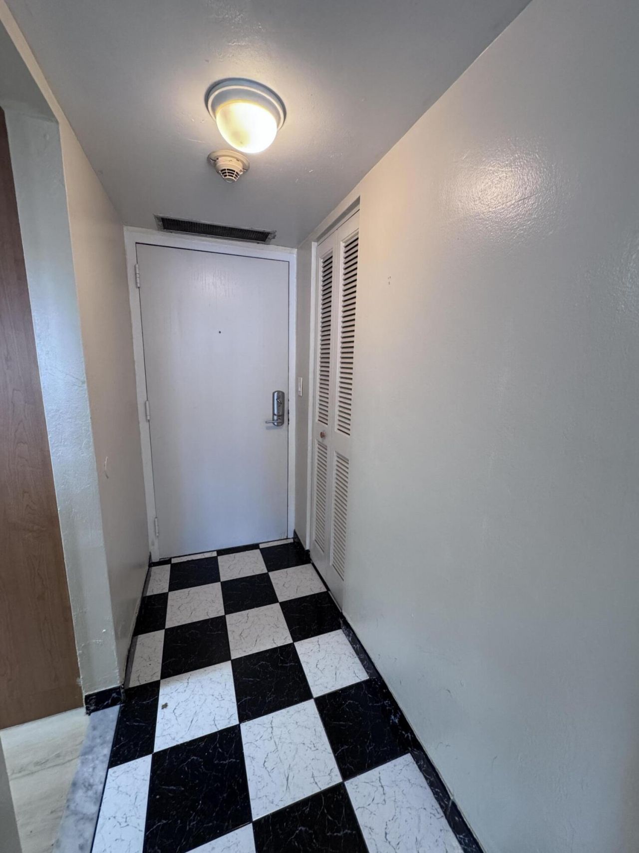 600 NE 36th Street, Unit 1112, Miami, FL 33137 Photo