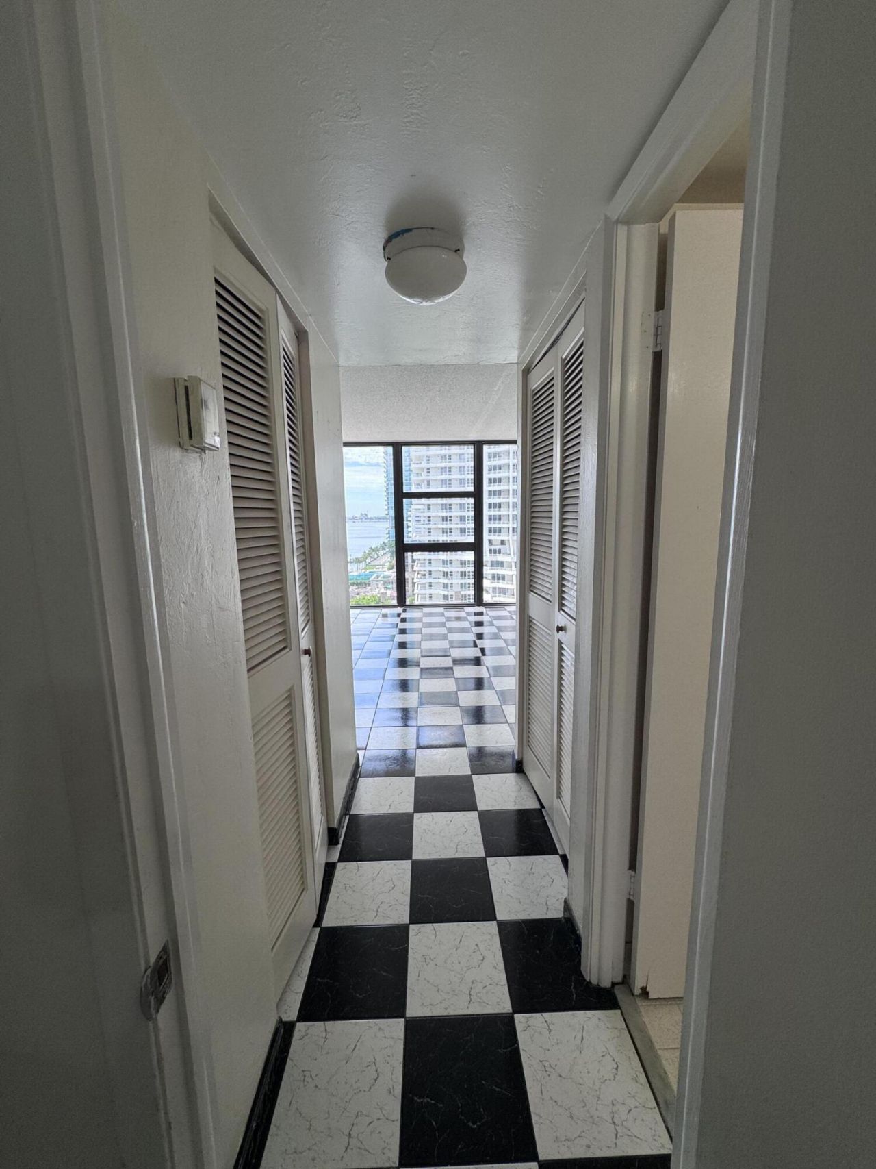 600 NE 36th Street, Unit 1112, Miami, FL 33137 Photo