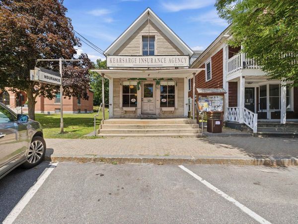 9 East Main Street, Warner, NH 03278