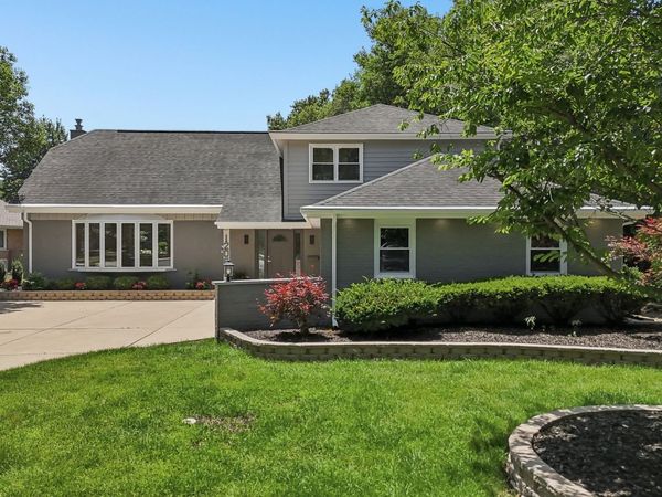 1208 Elizabeth Avenue , Naperville, IL 60540