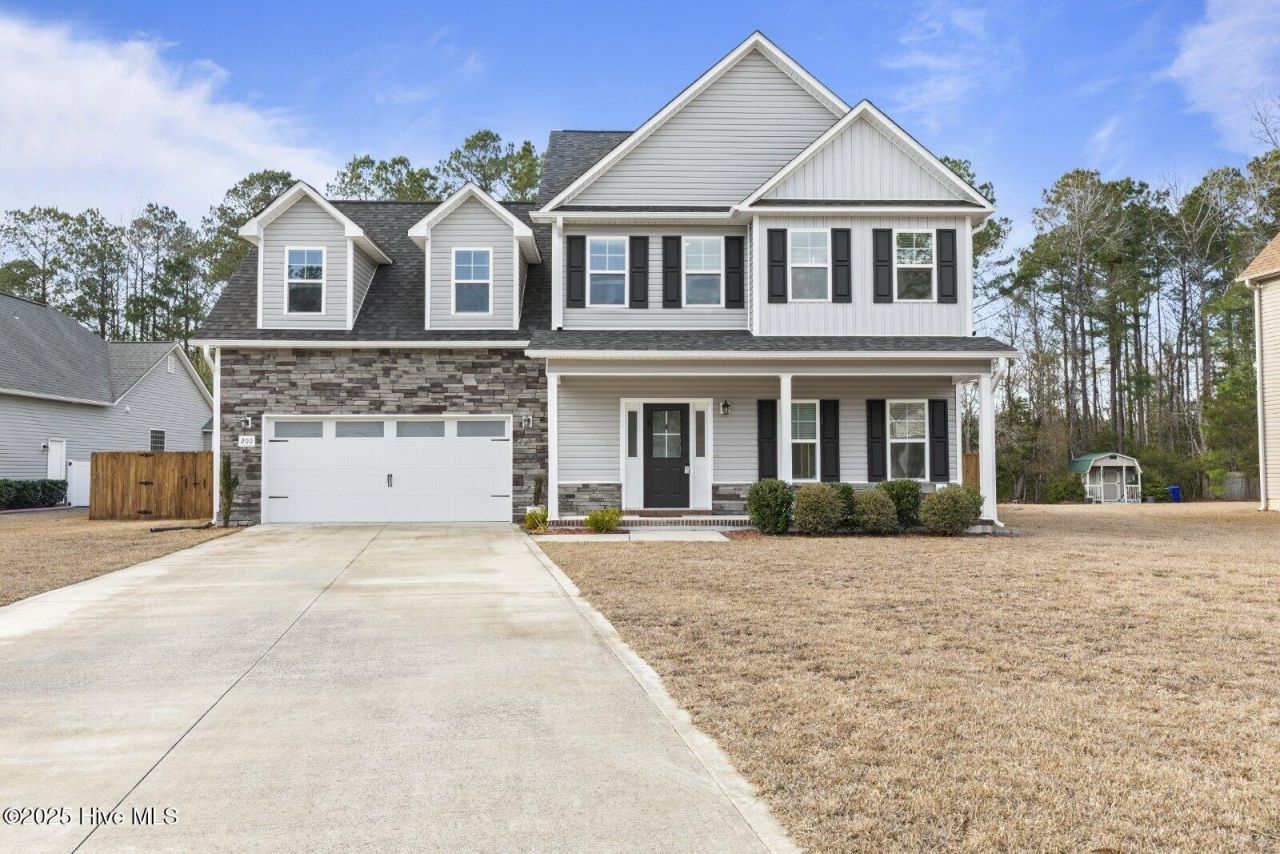 200 Mia Court, Maysville, NC 28555 Main Photo