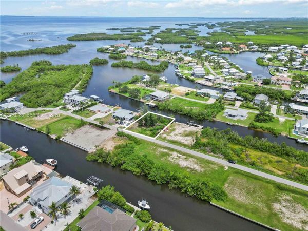 24190 N Blackbeard , Punta Gorda, FL 33955