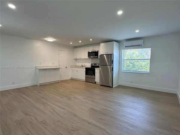 1413 N Dixie Hwy , Unit 5, Fort Lauderdale, FL 33304