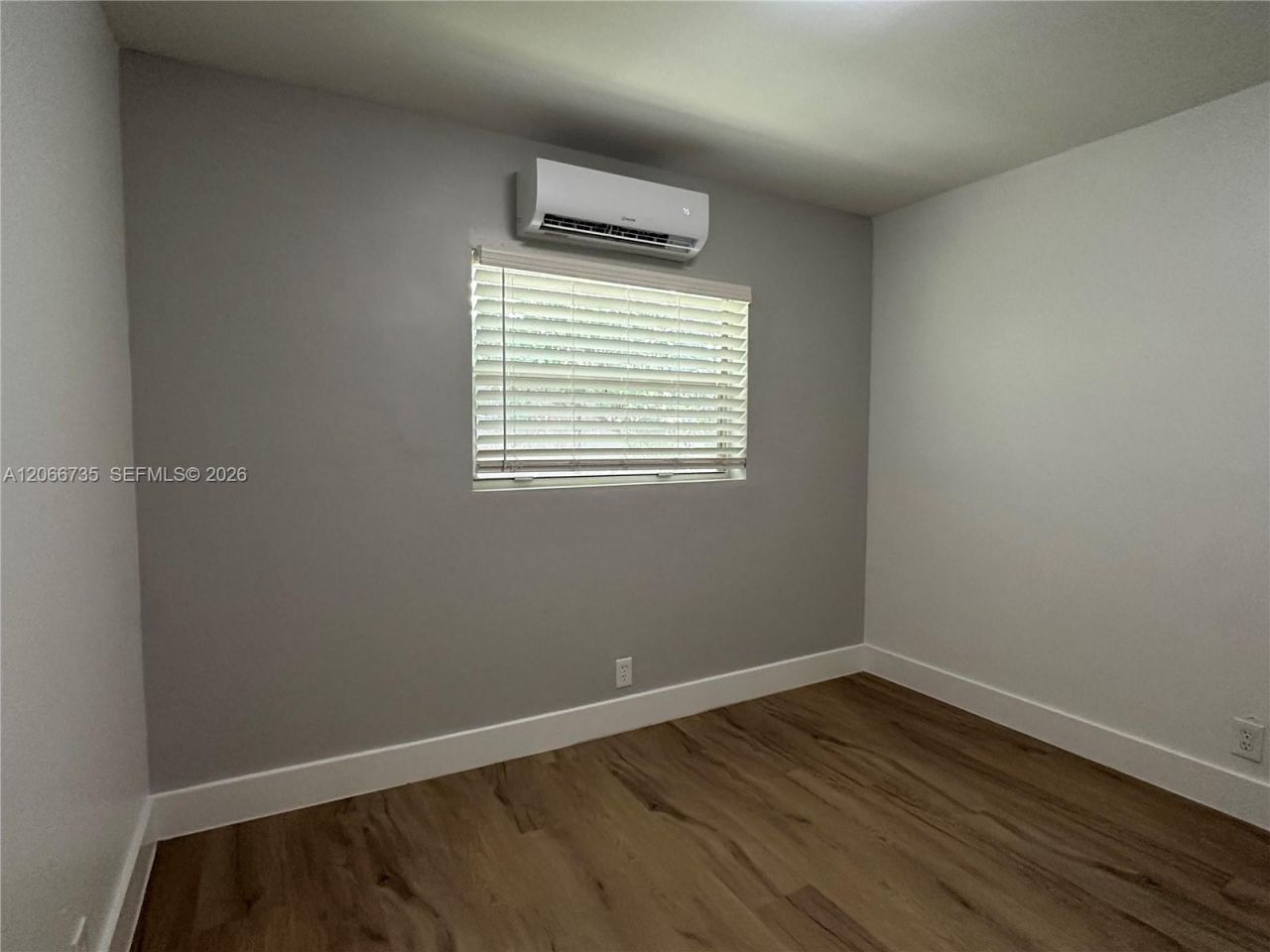 1413 N Dixie Hwy, Unit 5, Fort Lauderdale, FL 33304 Photo