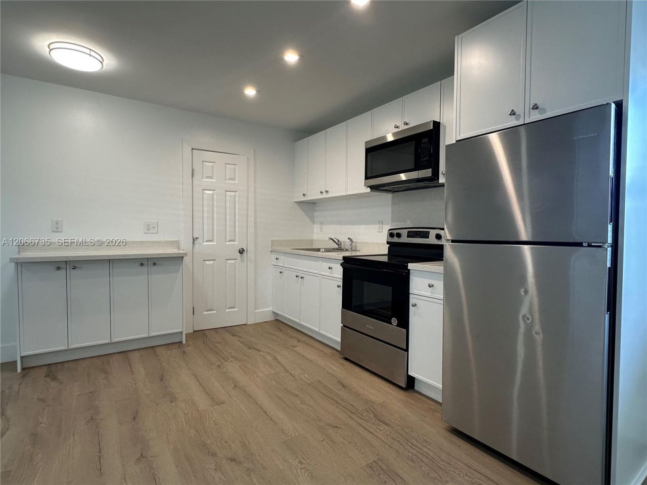 1413 N Dixie Hwy, Unit 5, Fort Lauderdale, FL 33304 Photo