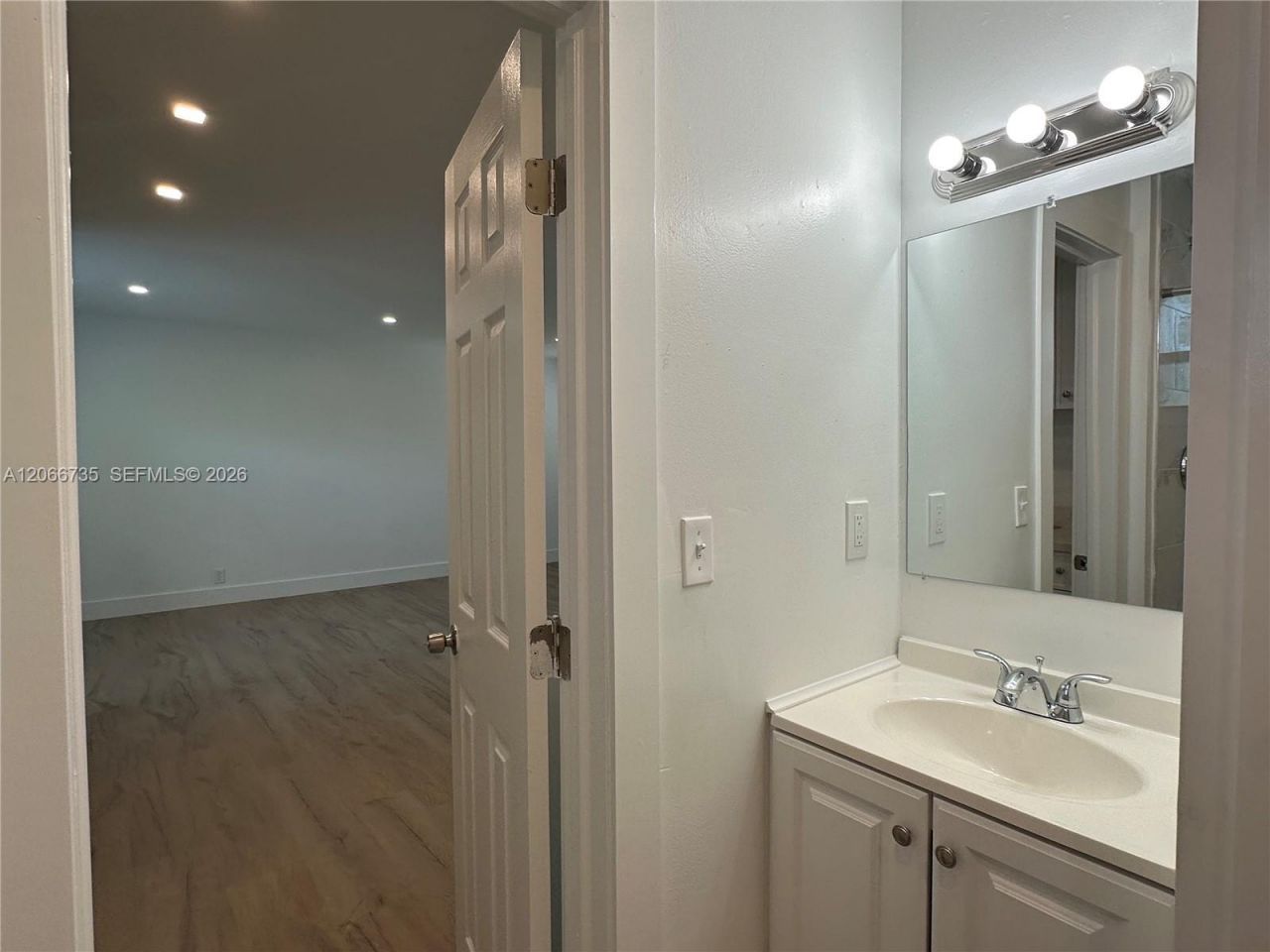 1413 N Dixie Hwy, Unit 5, Fort Lauderdale, FL 33304 Photo