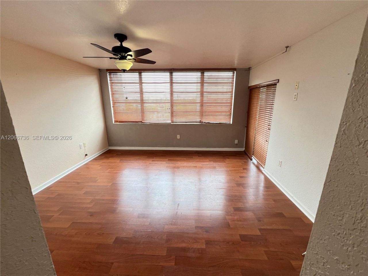 1770 NE 191st St , Unit 509-1, Miami, FL 33179 Photo