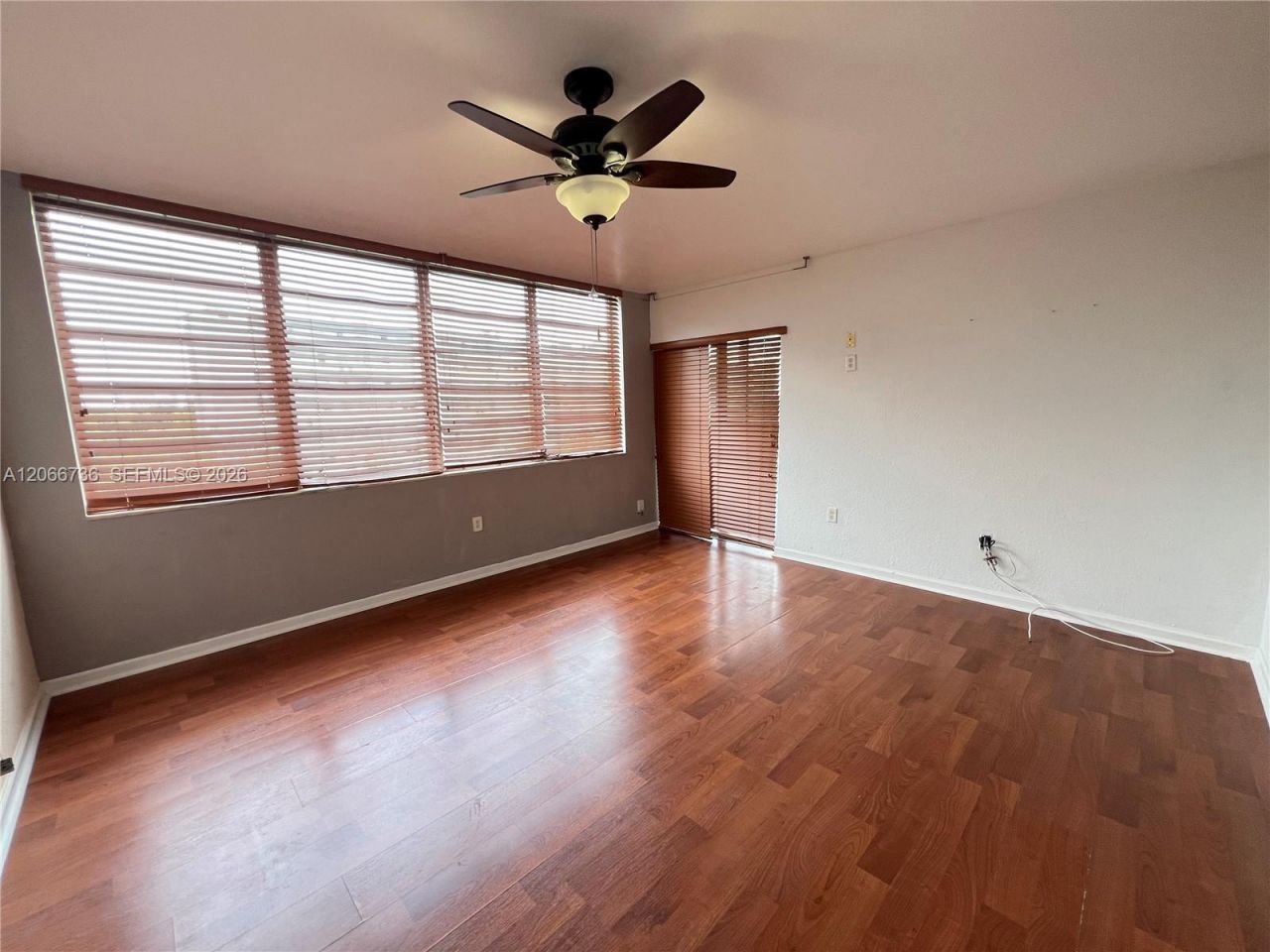 1770 NE 191st St , Unit 509-1, Miami, FL 33179 Photo