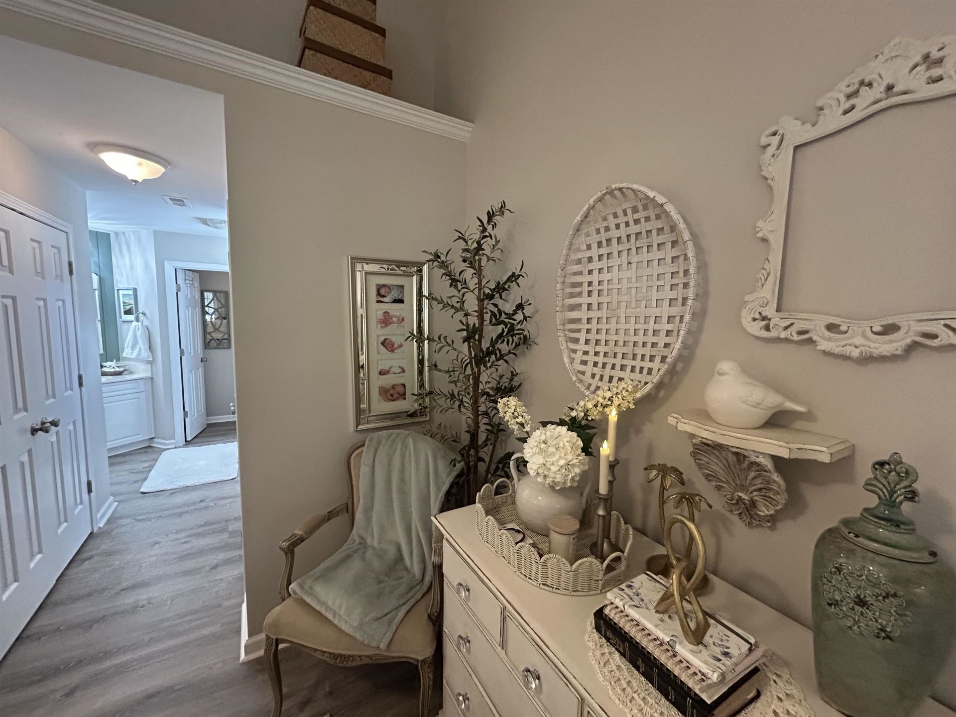 239 Melody Gardens Dr. Photo 18