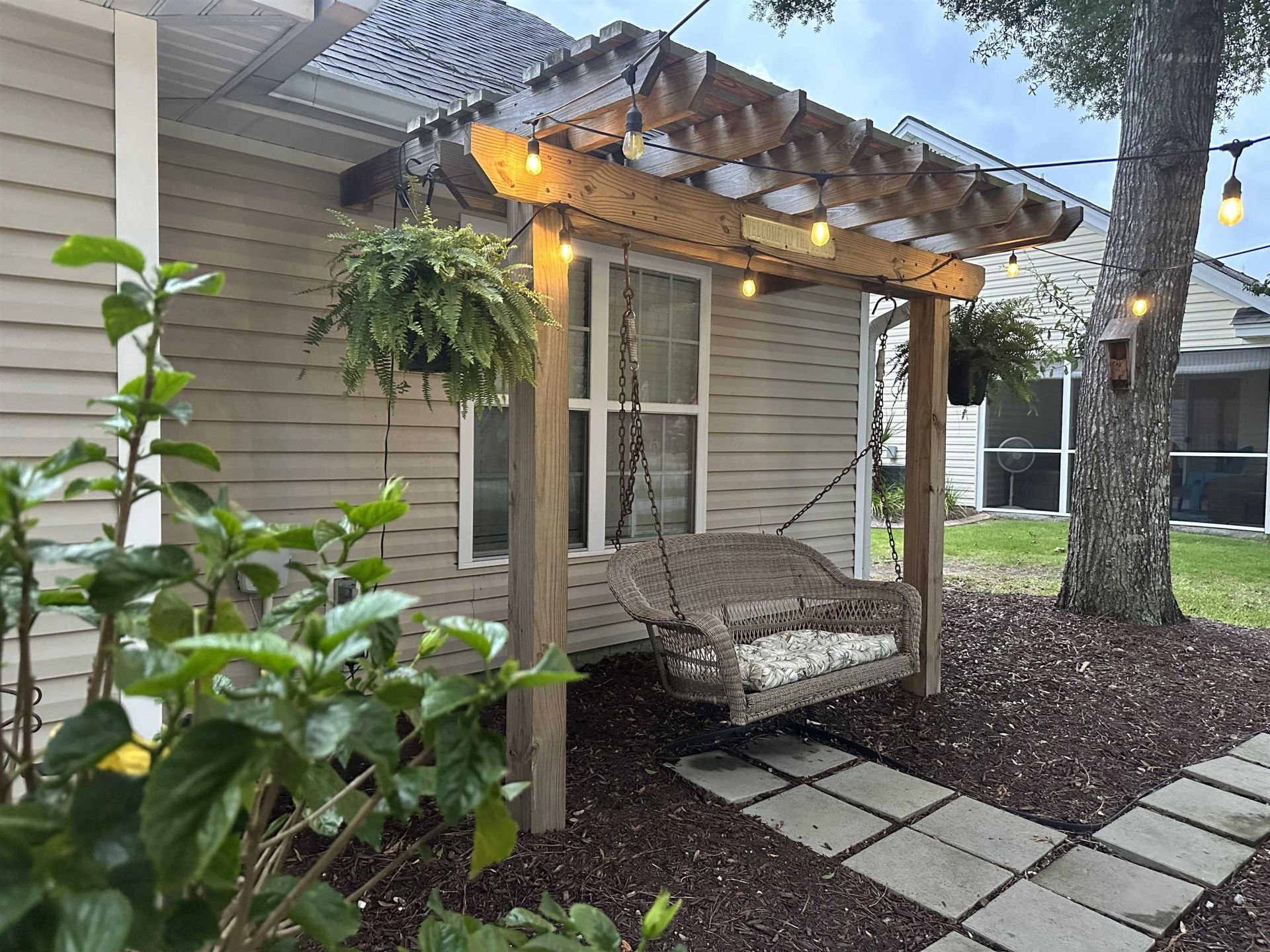 239 Melody Gardens Dr. Photo 35