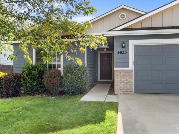 4633 N Dyver, Meridian, ID 83642