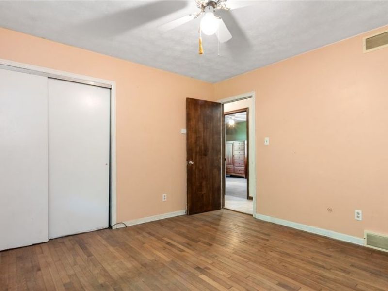 320 Homestead Drive, New Concord, OH 43762 Photo 18