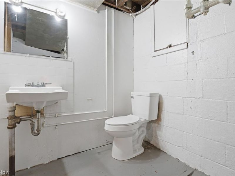 4188 W 219th Street, Fairview Park, OH 44126 Photo 34