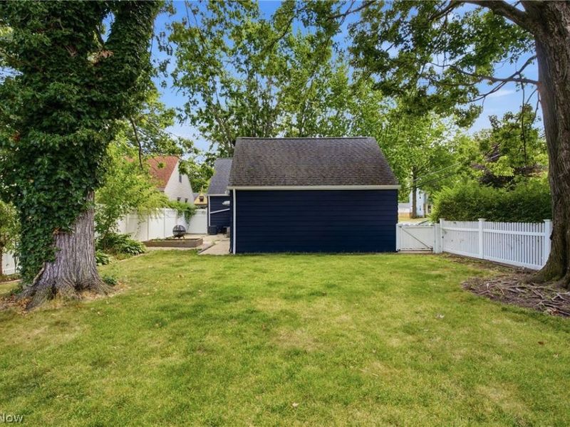4188 W 219th Street, Fairview Park, OH 44126 Photo 38