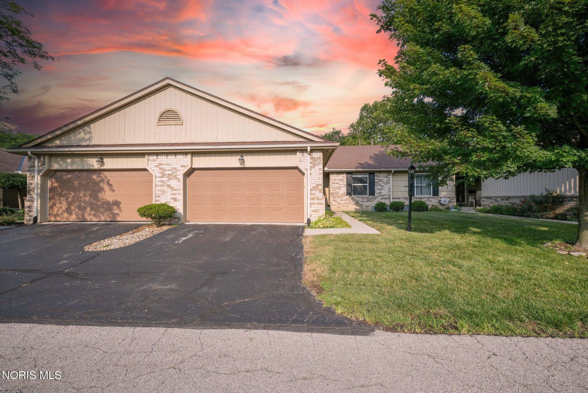 51 Homestead Place, Maumee, OH 43537 Main Photo