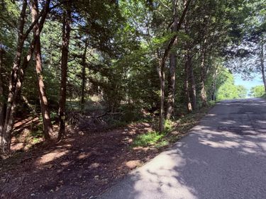 580 Riverbend Road, London, KY 40741
