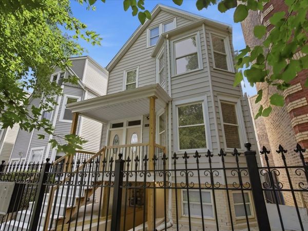 2939 N Hamlin Avenue, Chicago, IL 60618