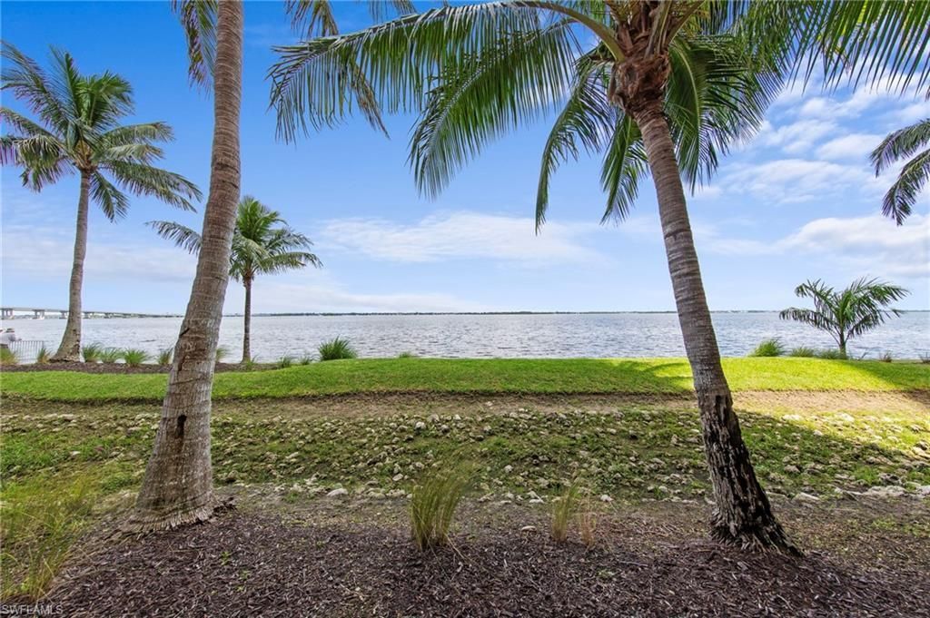 2745 1st St, Unit 106, Fort Myers, FL 33916 Photo