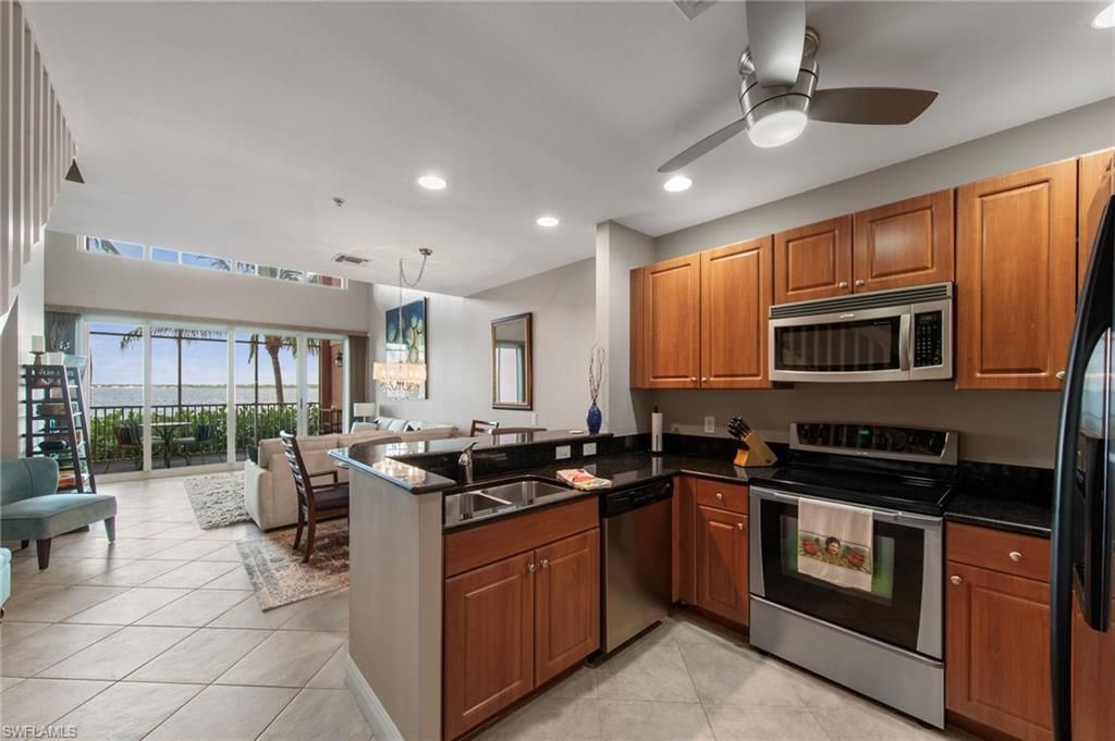 2745 1st St, Unit 106, Fort Myers, FL 33916 Photo