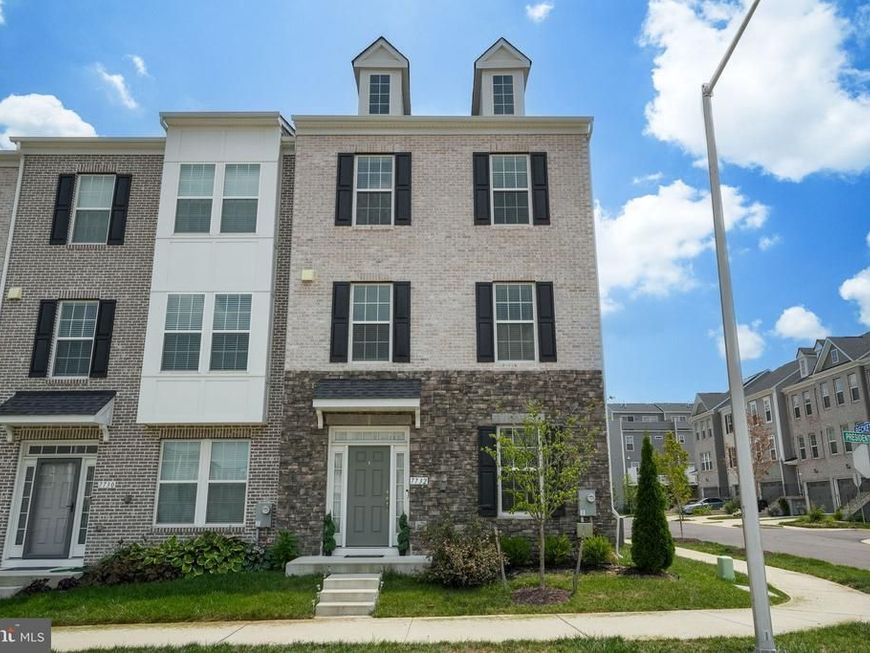 7732 Presidential Parkway, Upper Marlboro, MD 20774 Main Photo