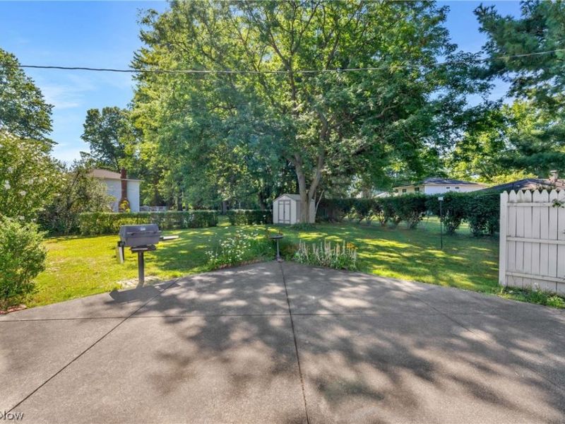 4576 Queen Ann Court, South Euclid, OH 44121 Photo 21