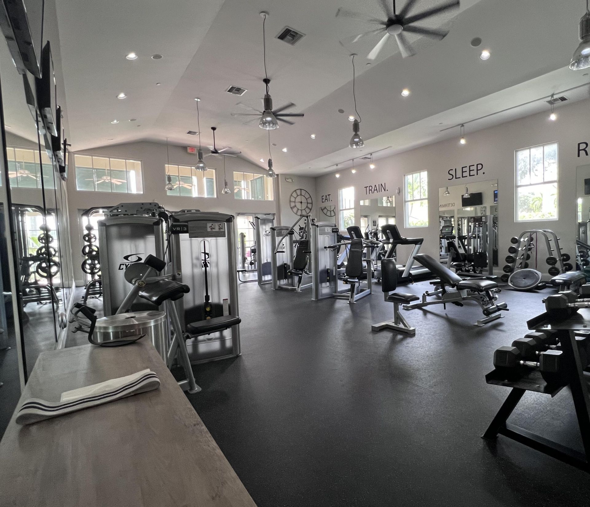 447 Corte Madera Lane, Unit 6, West Palm Beach, FL 33401 Photo