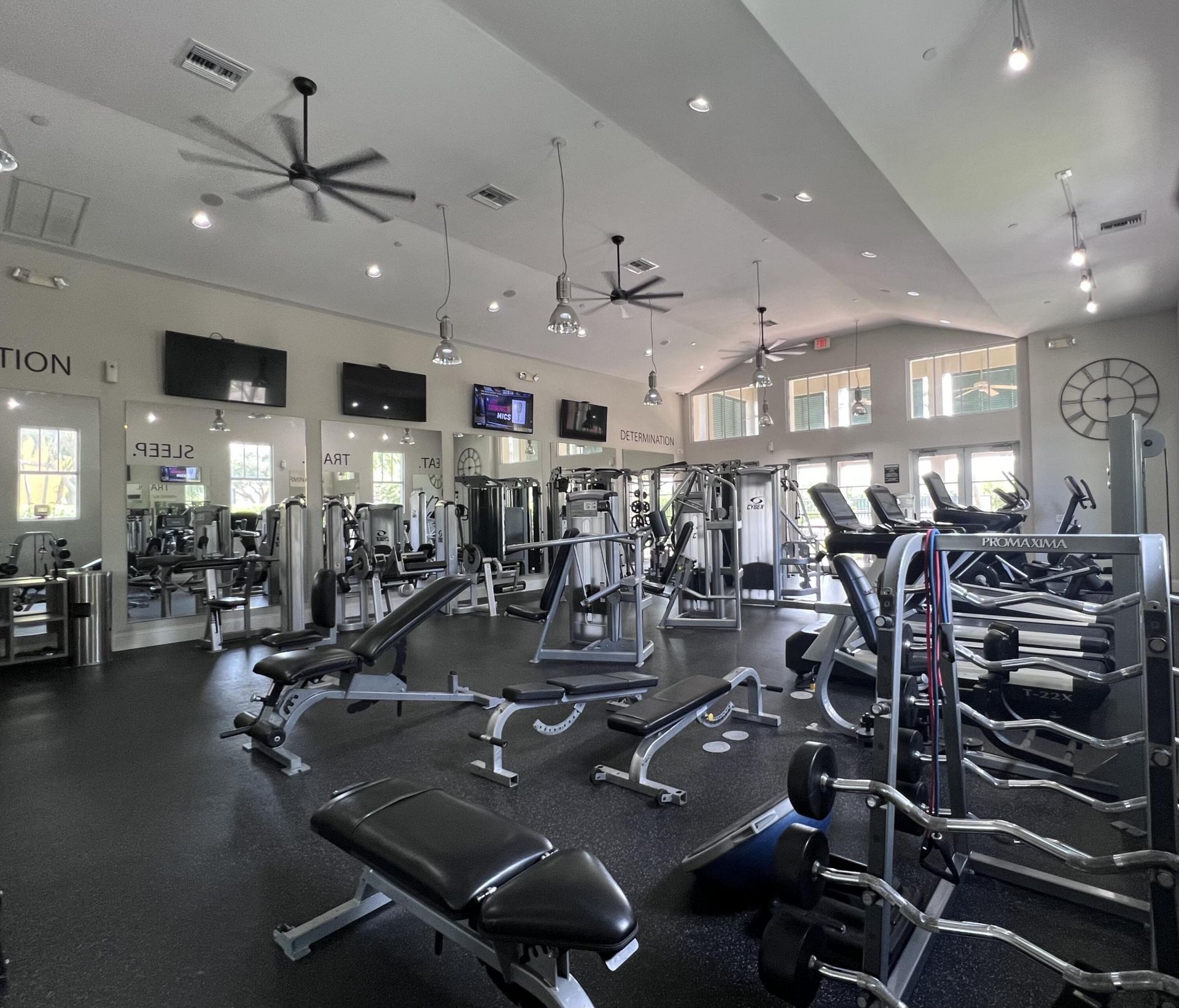 447 Corte Madera Lane, Unit 6, West Palm Beach, FL 33401 Photo