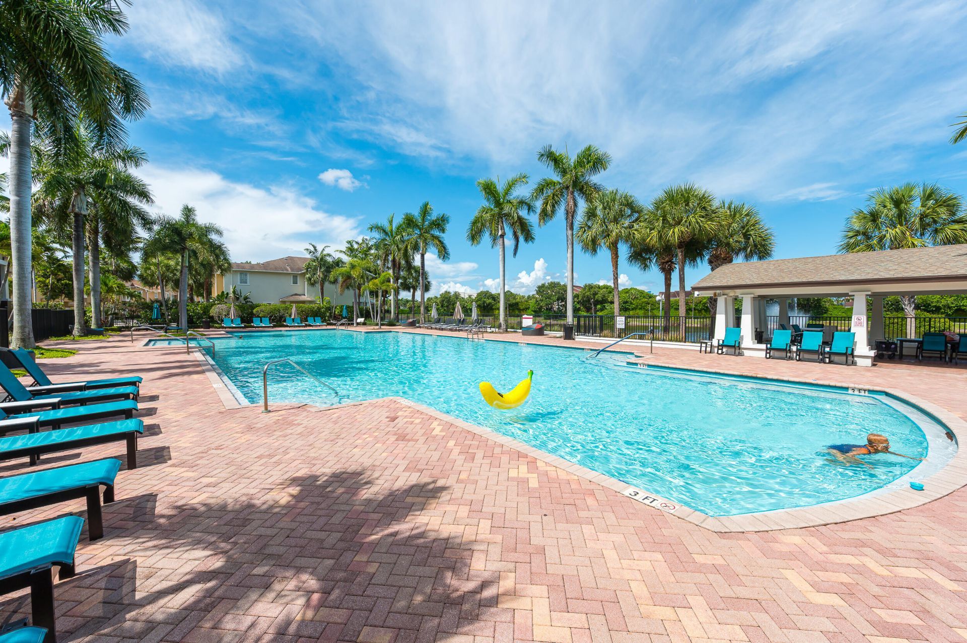 447 Corte Madera Lane, Unit 6, West Palm Beach, FL 33401 Photo
