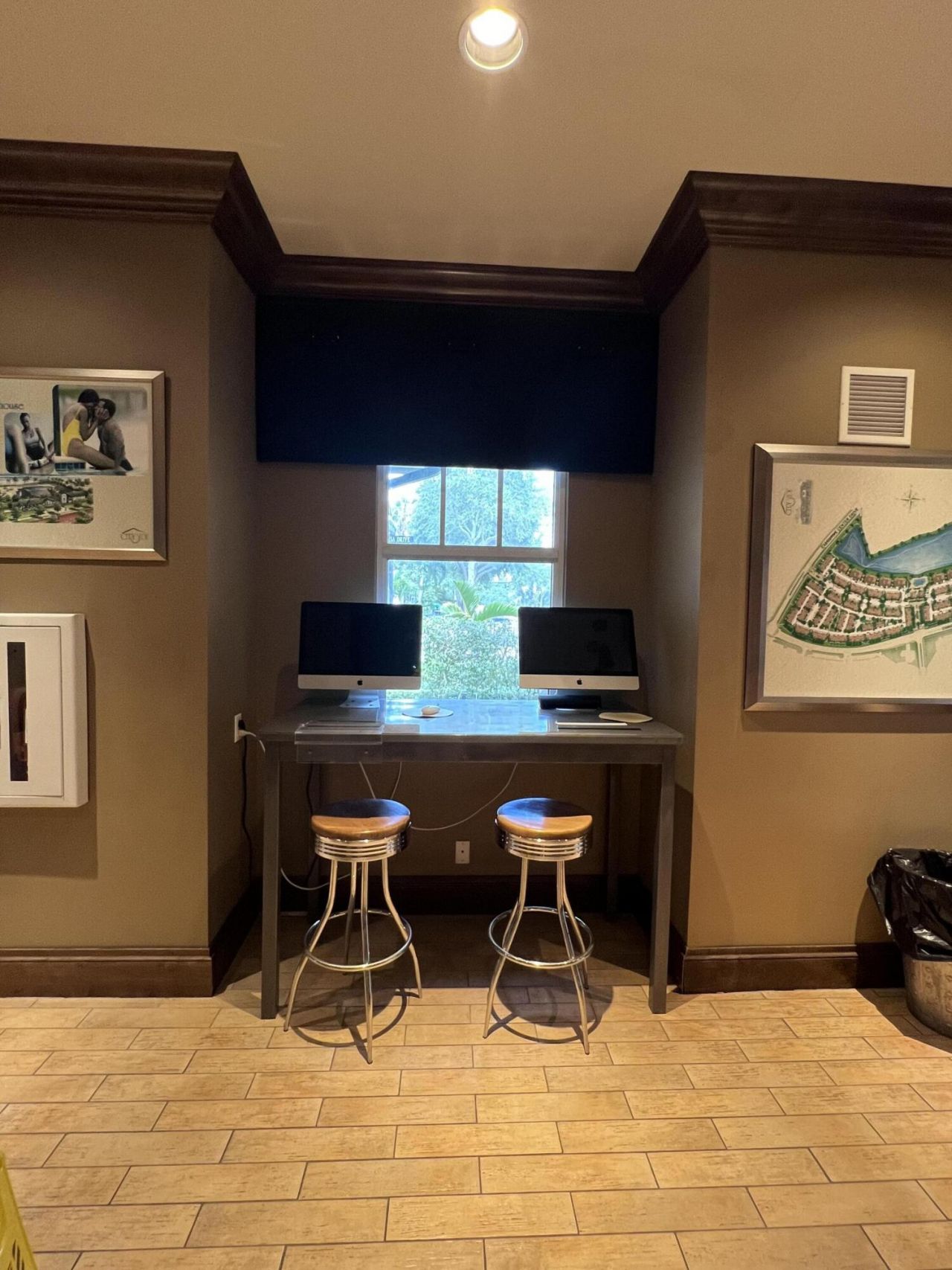 447 Corte Madera Lane, Unit 6, West Palm Beach, FL 33401 Photo
