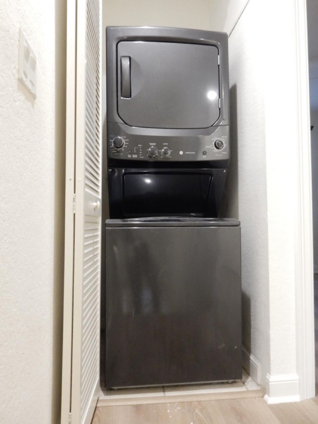 447 Corte Madera Lane, Unit 6, West Palm Beach, FL 33401 Photo