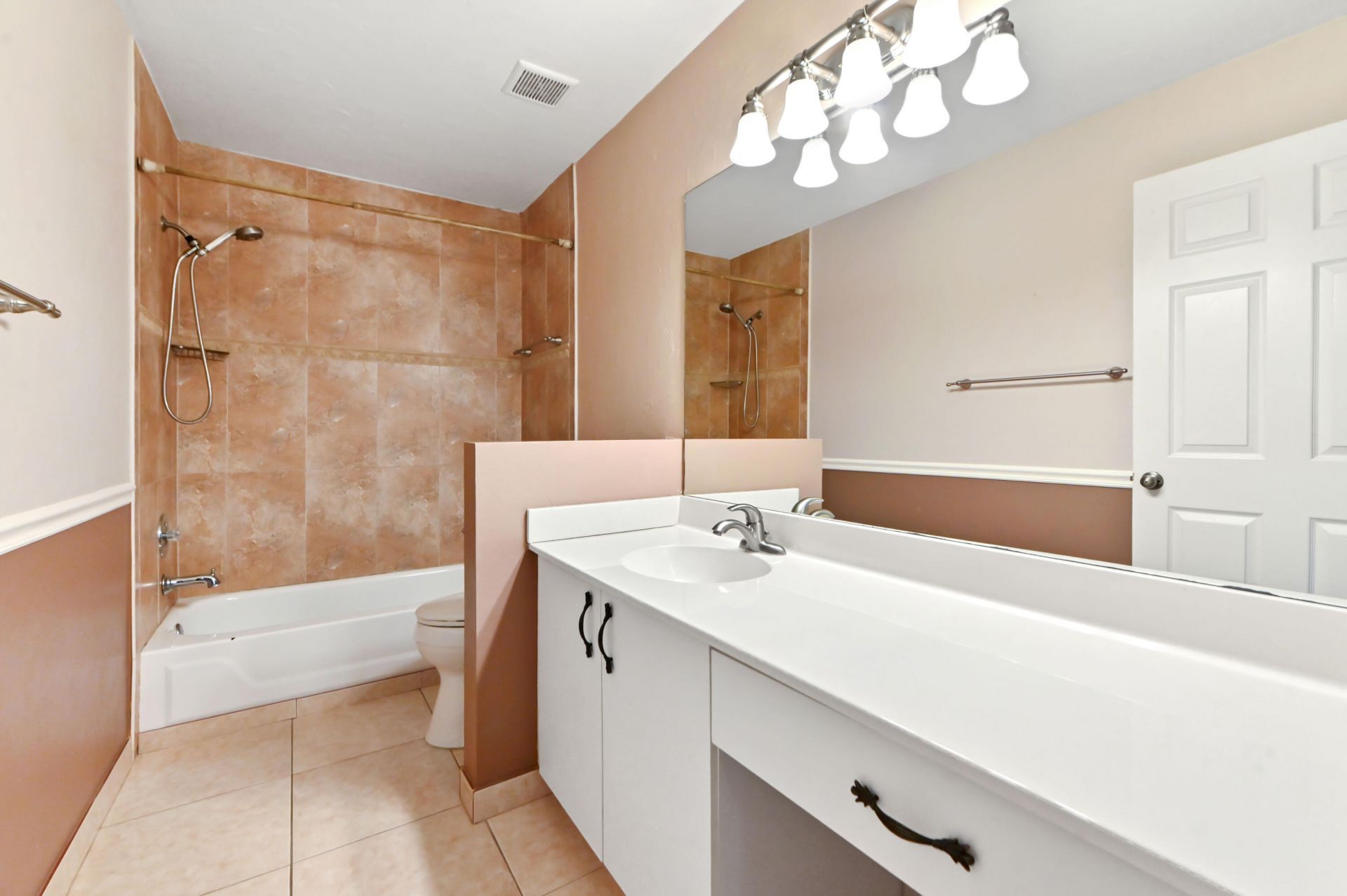 6205 Lansdowne Circle, Boynton Beach, FL 33472 Photo