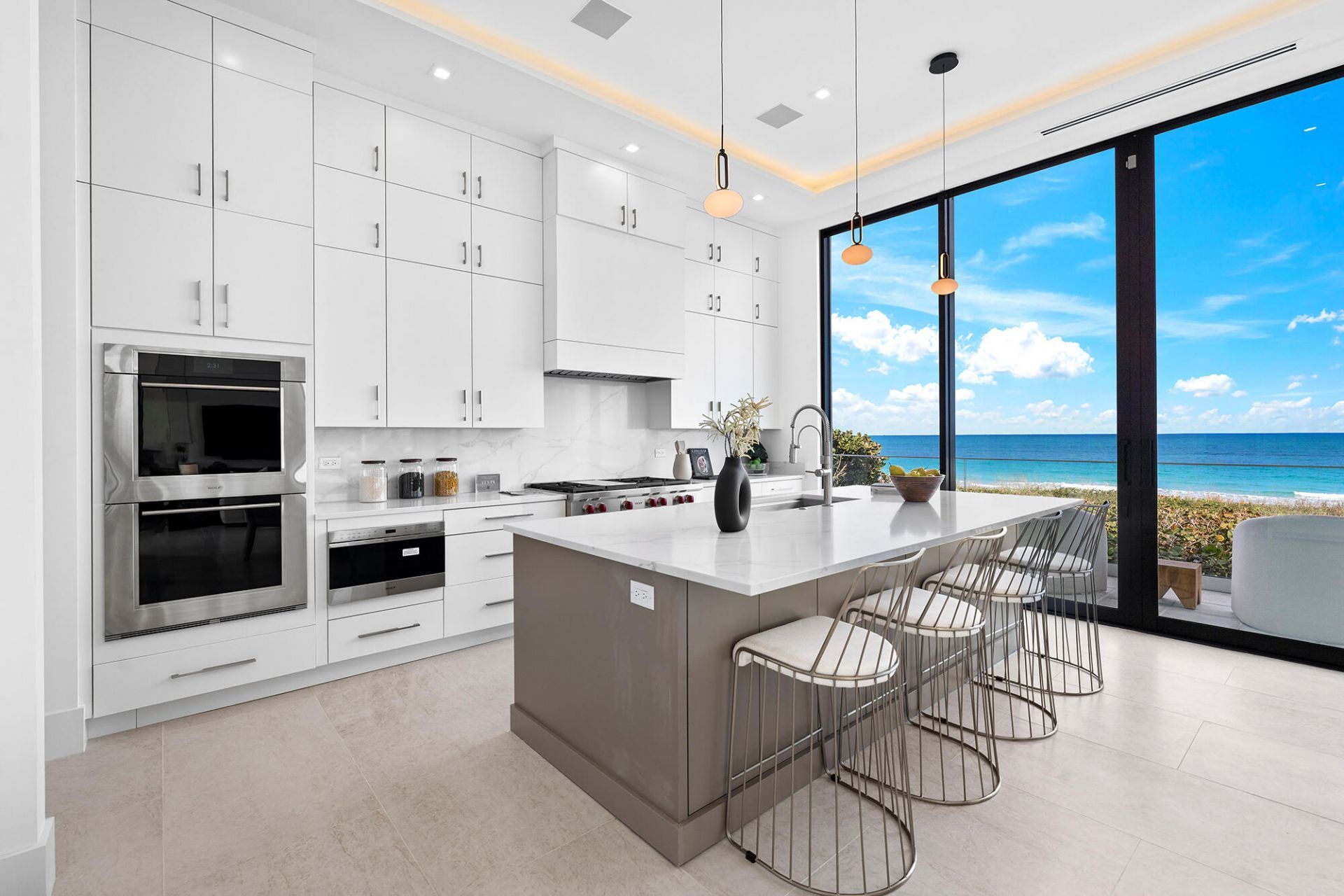 4610 N Hwy A1a, Hutchinson Island, FL 34949 Photo