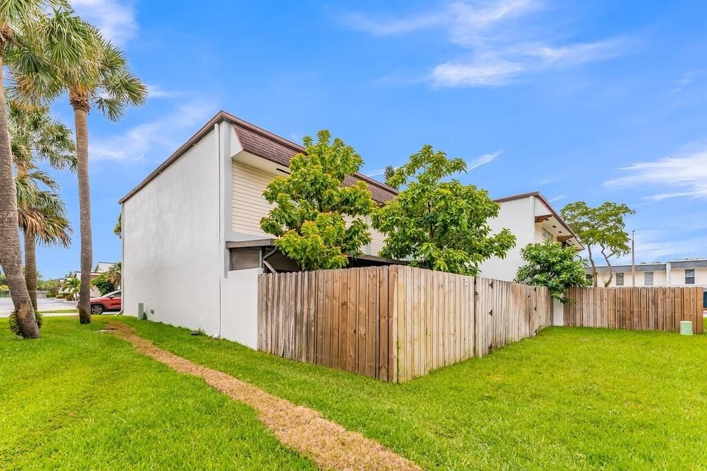 2701 N 34th Avenue, Unit 1D, Hollywood, FL 33021 Photo