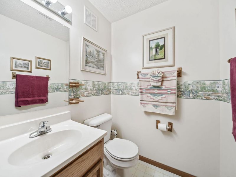 365 Lechner Avenue , Columbus, OH 43223 Photo 23