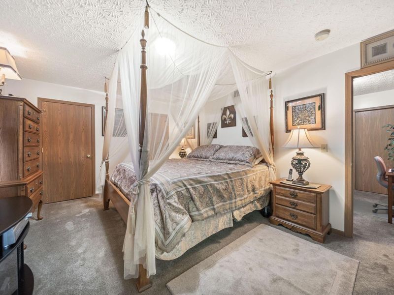 365 Lechner Avenue , Columbus, OH 43223 Photo 30