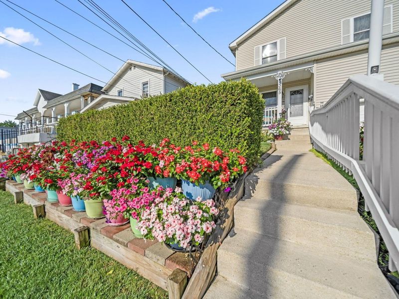 365 Lechner Avenue , Columbus, OH 43223 Photo 5