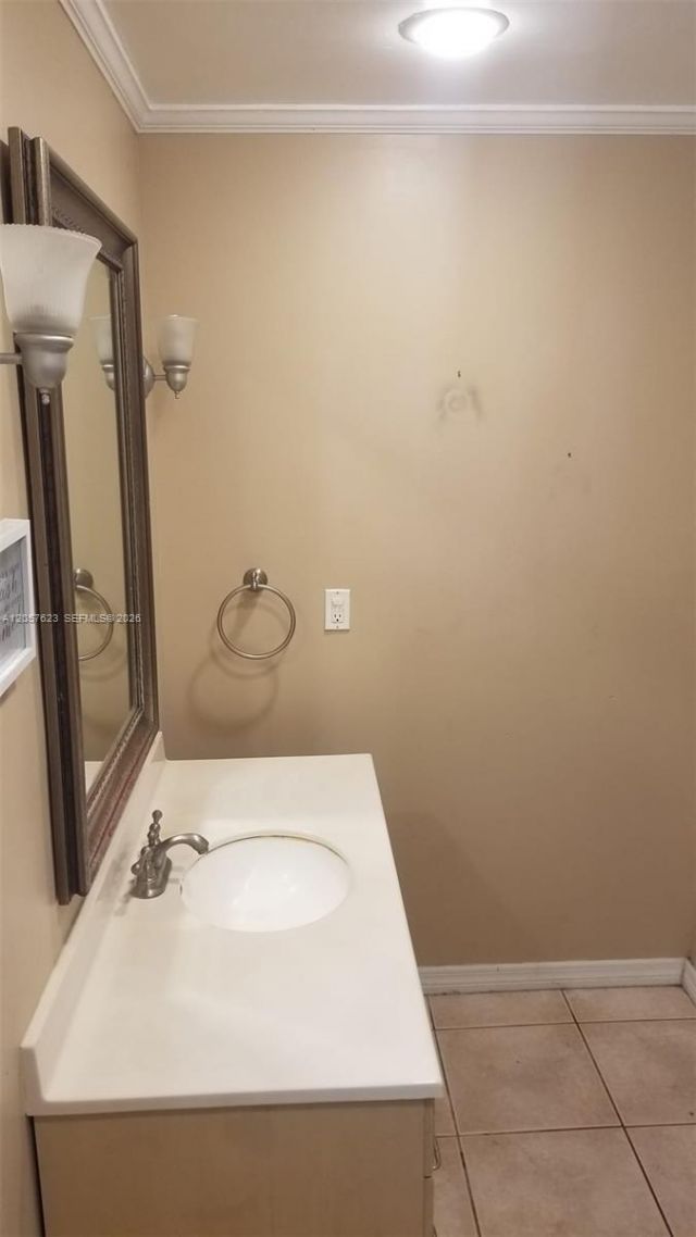 6729 Arbor Dr , Miramar, FL 33023 Photo