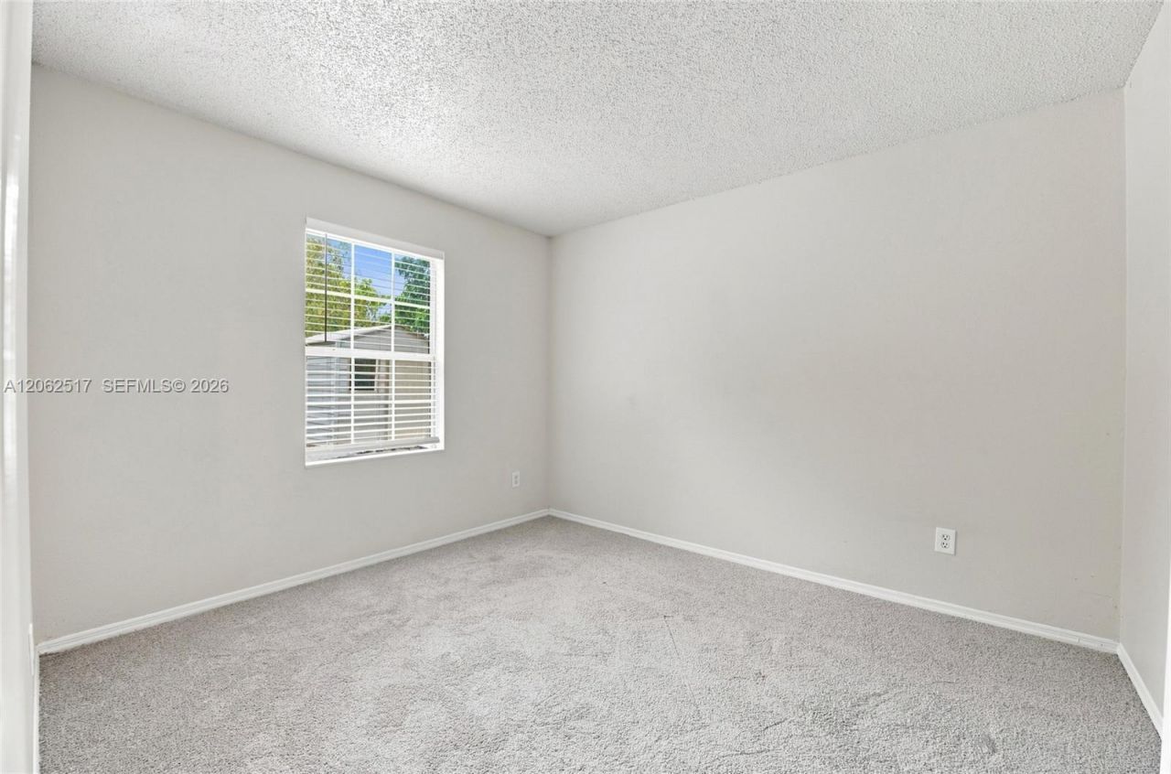 1617 SW Hampshire Ln, Port Saint Lucie, FL 34953 Photo