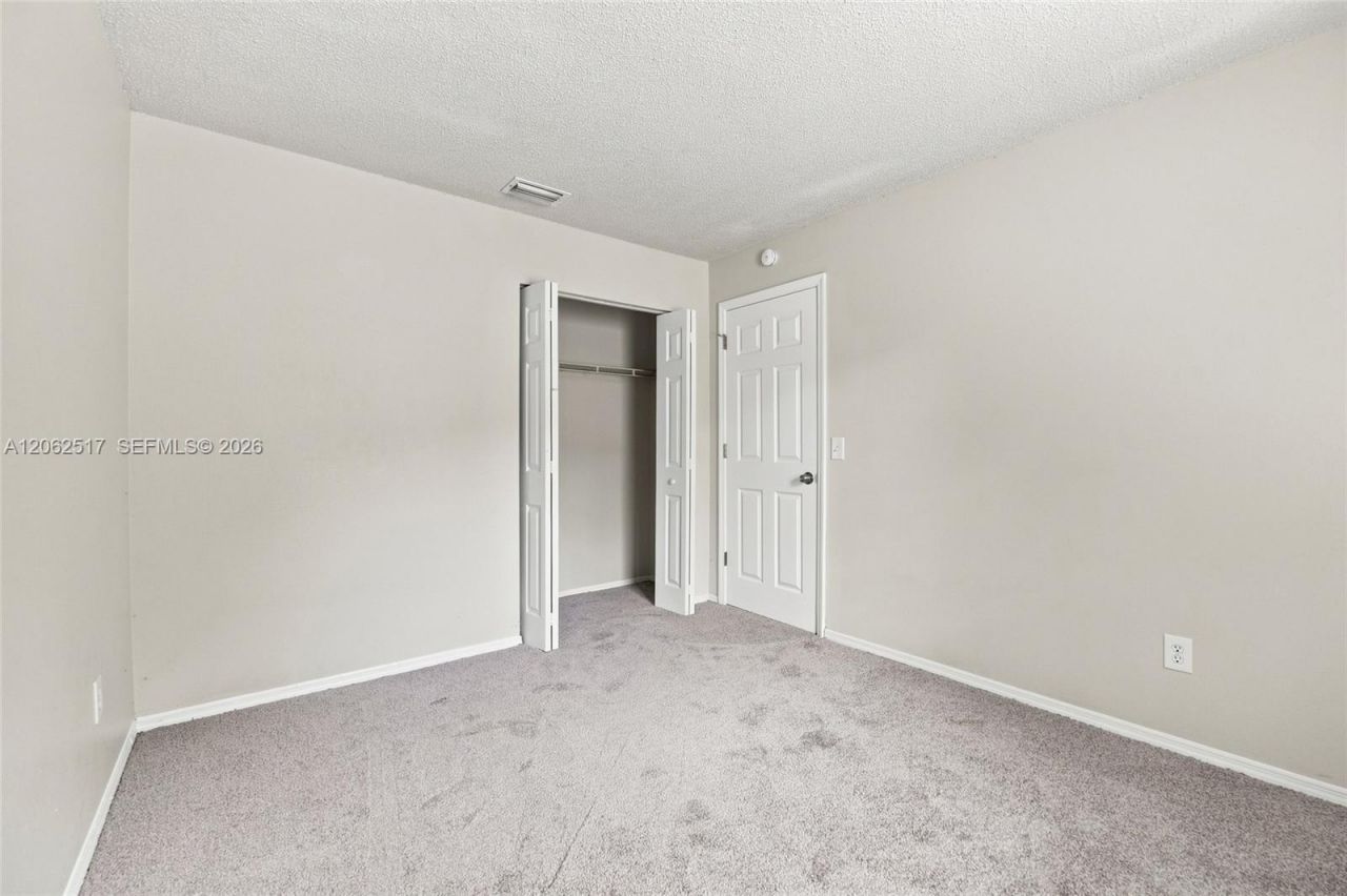 1617 SW Hampshire Ln, Port Saint Lucie, FL 34953 Photo