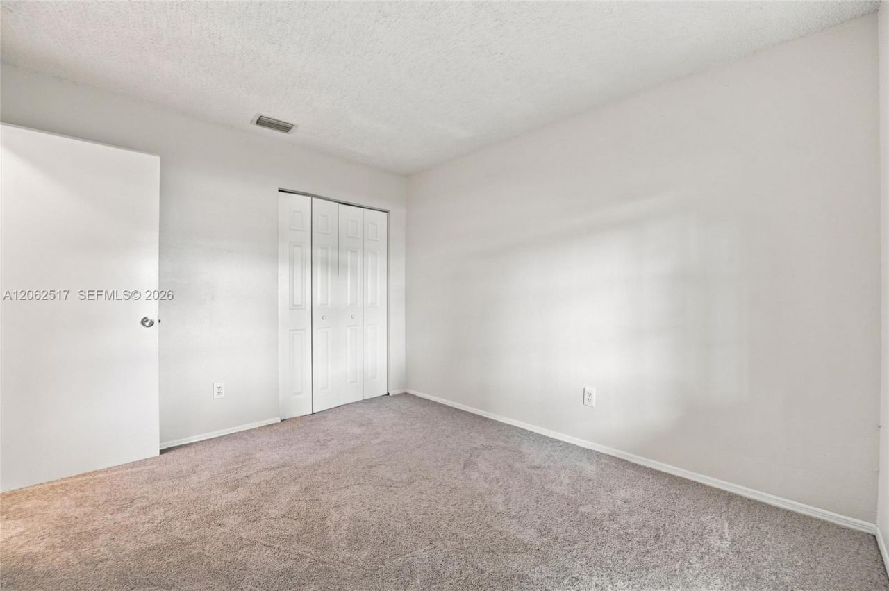 1617 SW Hampshire Ln, Port Saint Lucie, FL 34953 Photo
