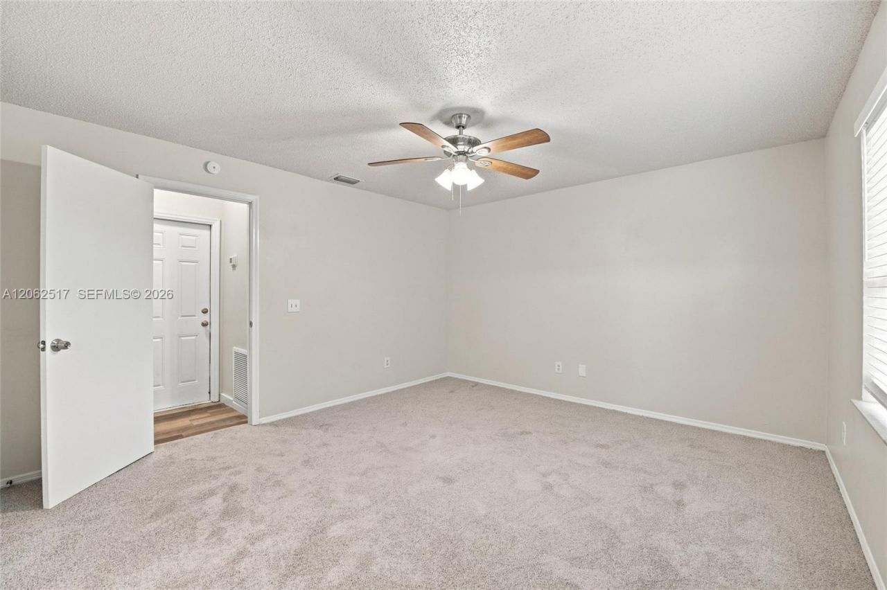 1617 SW Hampshire Ln, Port Saint Lucie, FL 34953 Photo