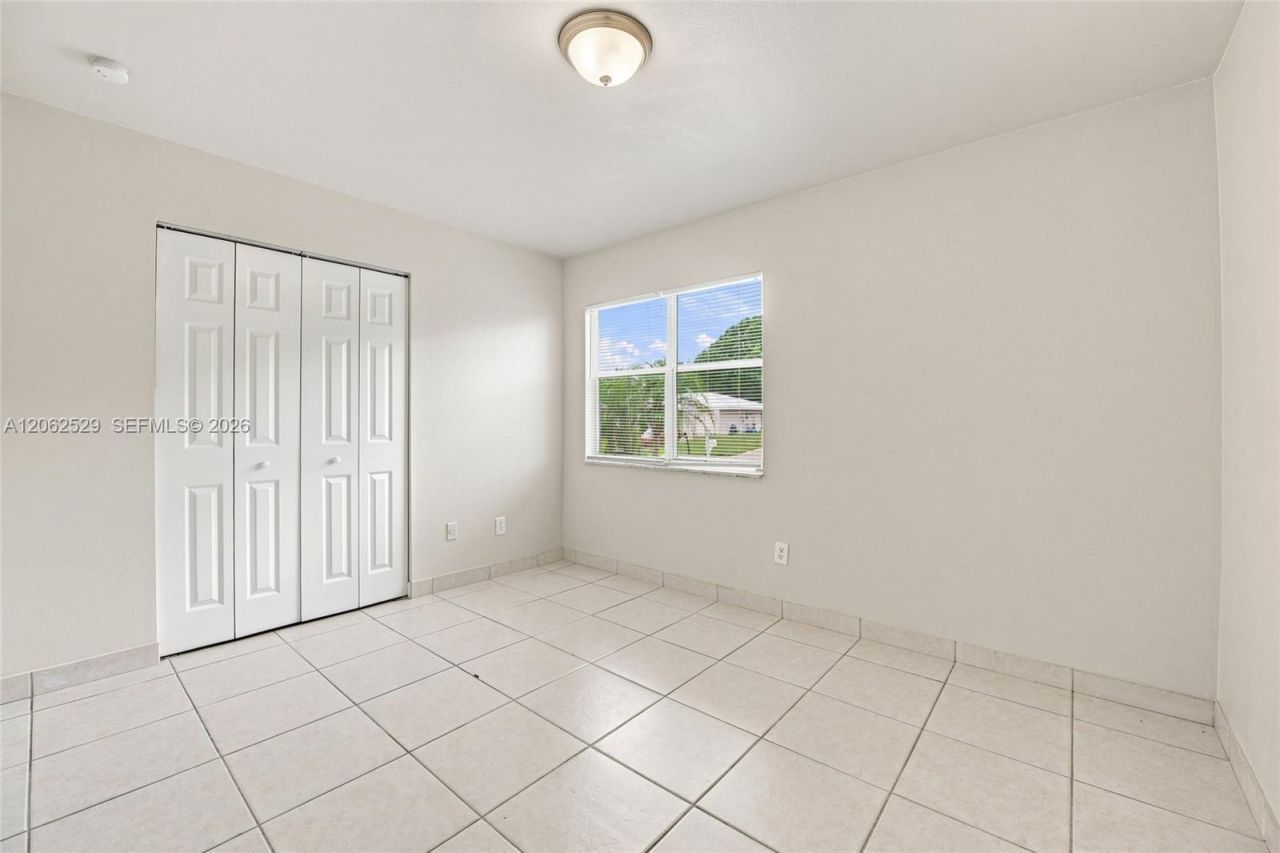 205 SW Kentwood Rd , Port Saint Lucie, FL 34953 Photo