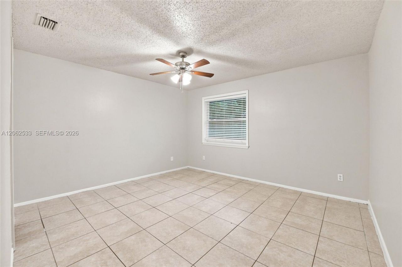 365 NW Curtis St , Port Saint Lucie, FL 34983 Photo