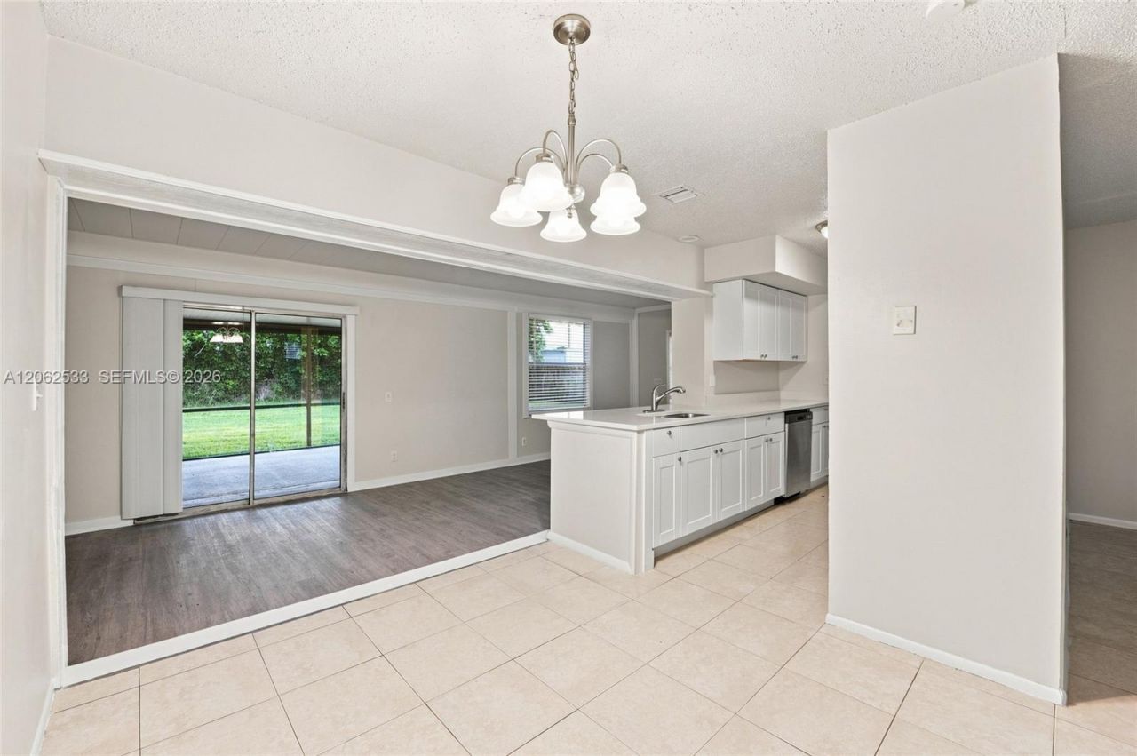 365 NW Curtis St , Port Saint Lucie, FL 34983 Photo