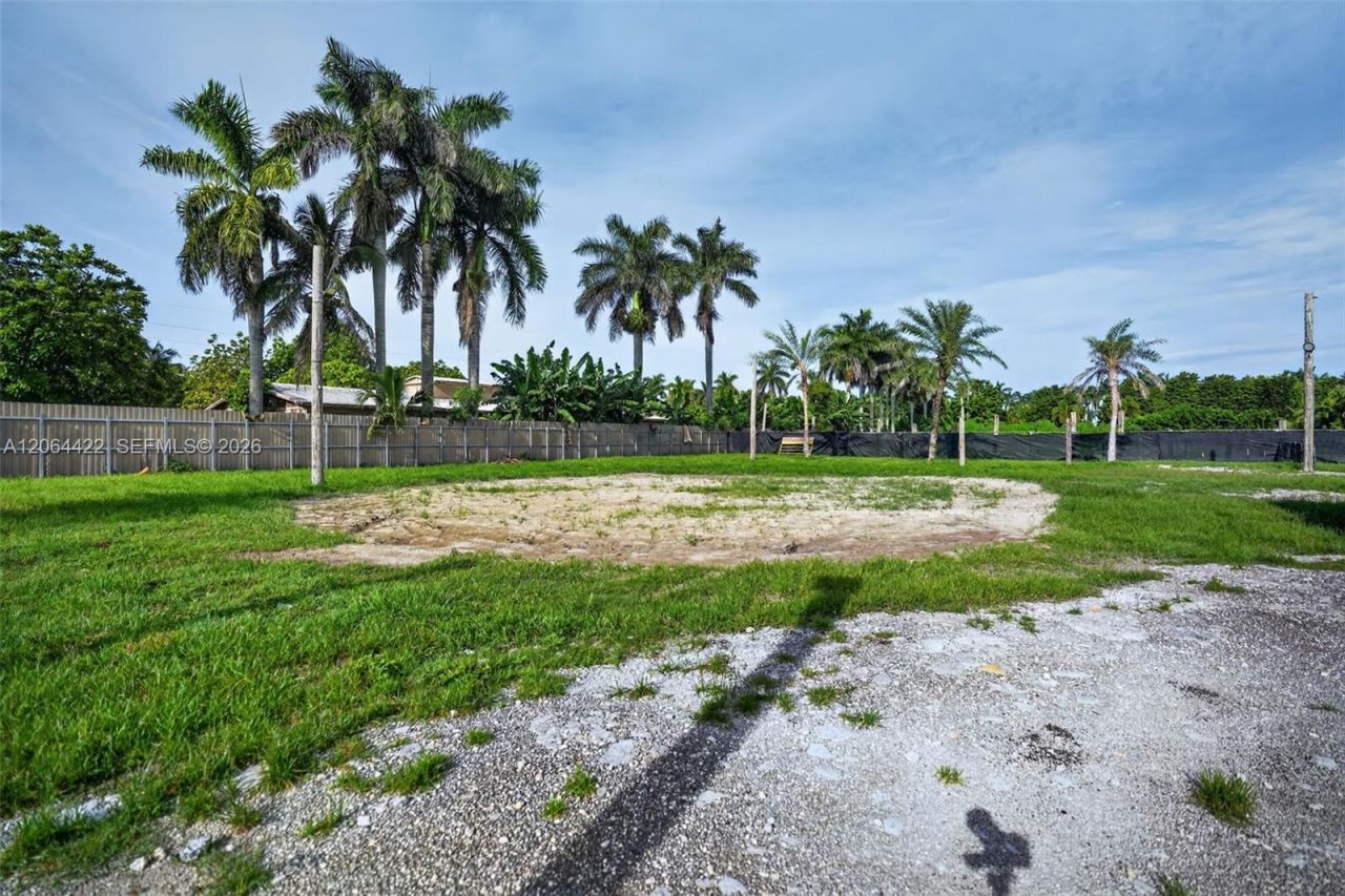 13405 SW 199th Ave , Miami, FL 33196 Photo