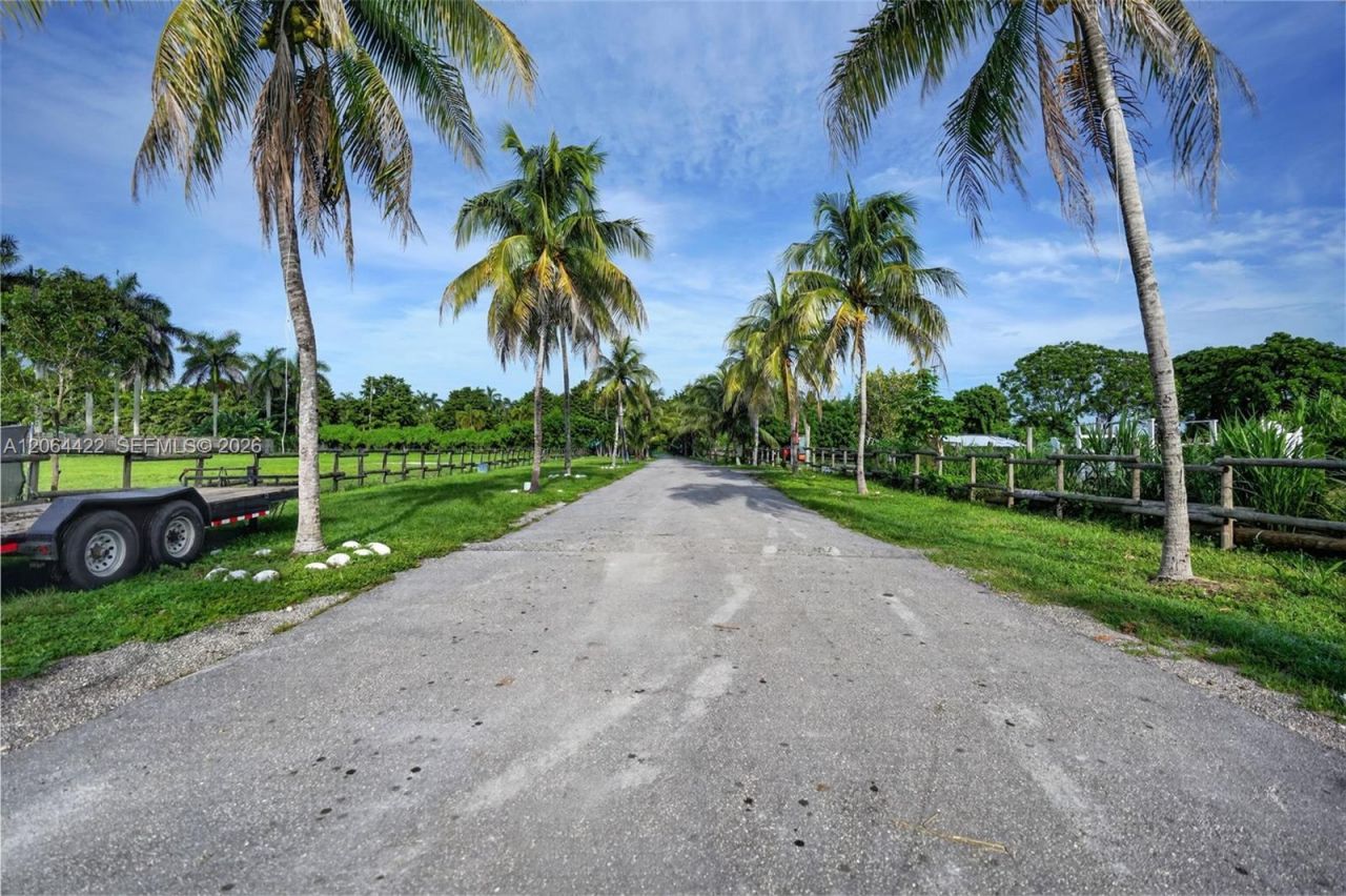 13405 SW 199th Ave , Miami, FL 33196 Photo