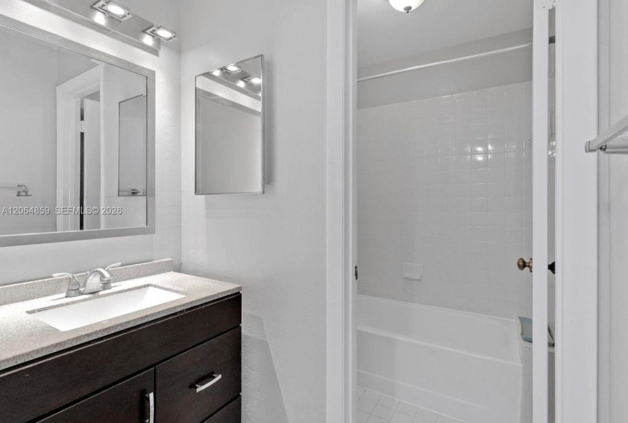 1331 S Franklin Ave , Unit 1331I, Homestead, FL 33034 Photo
