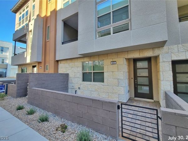 643 Fortis Creek Street, Las Vegas, NV 89138